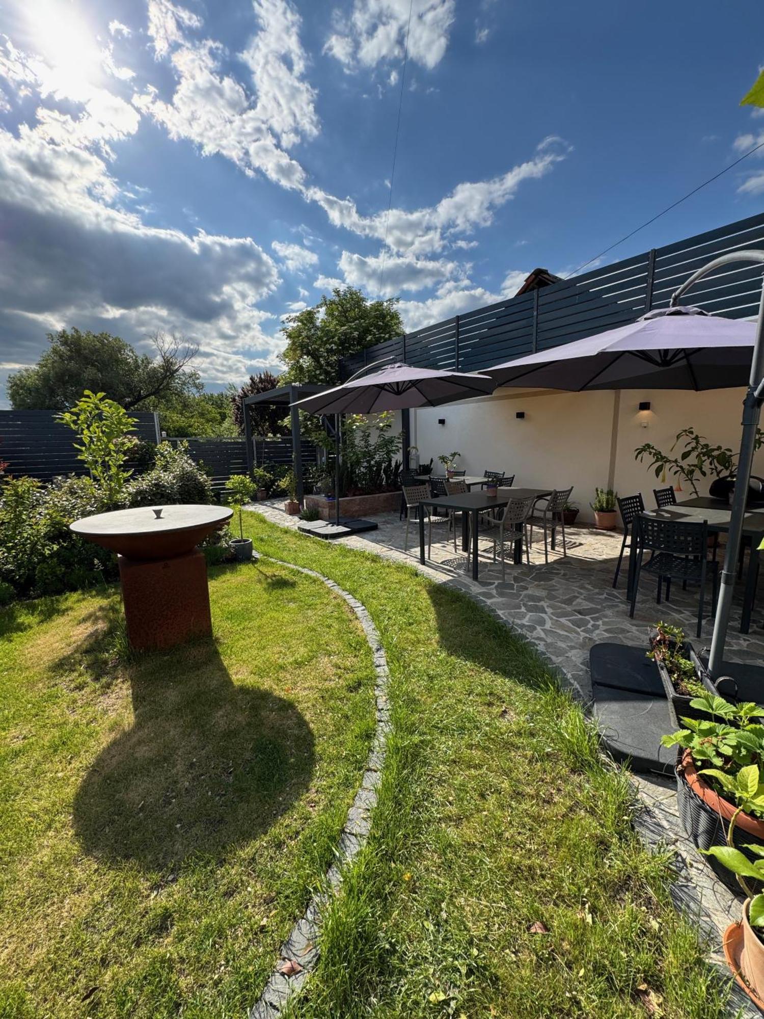 米什科尔茨Mokka House Panzio住宿加早餐旅馆 外观 照片
